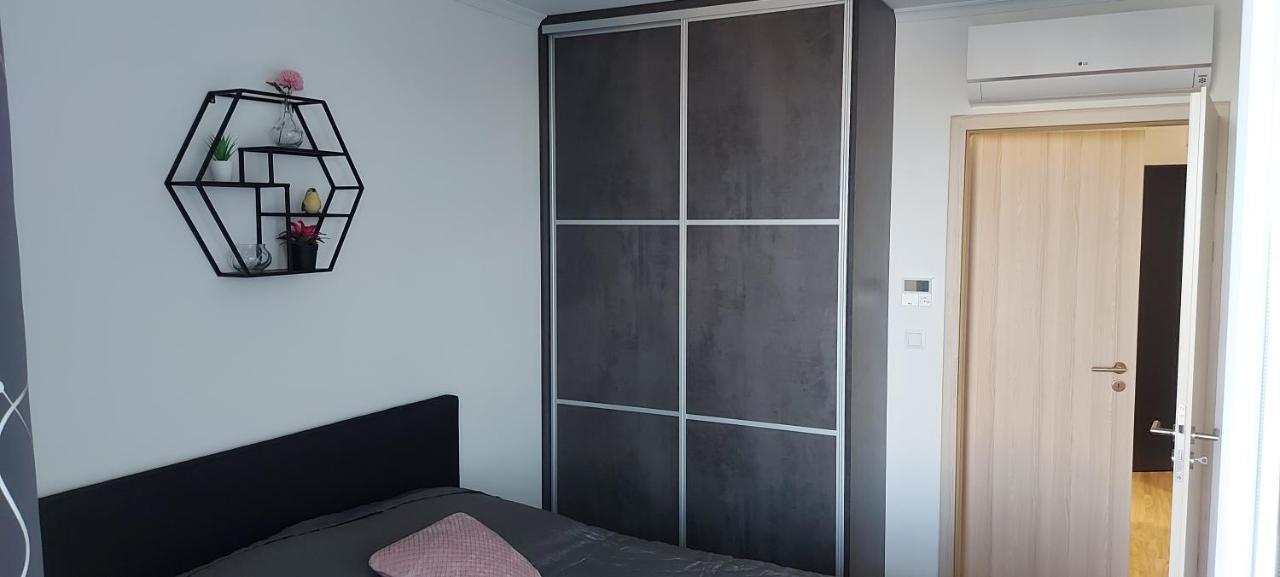 Life Apartmanok Siófok Buitenkant foto