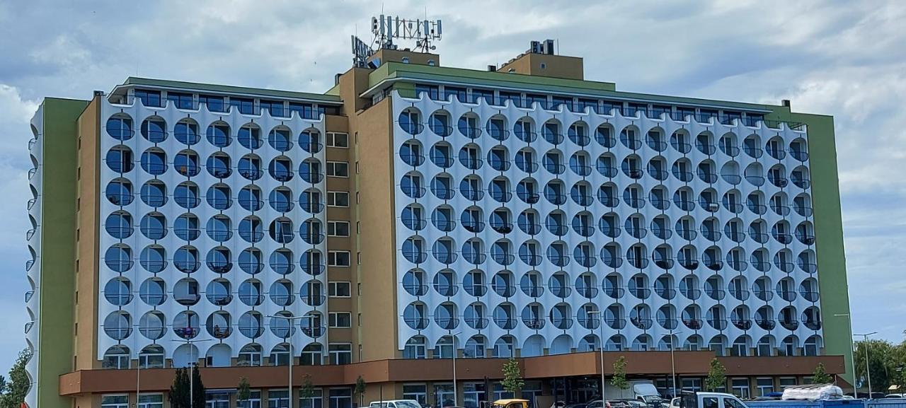 Life Apartmanok Siófok Buitenkant foto